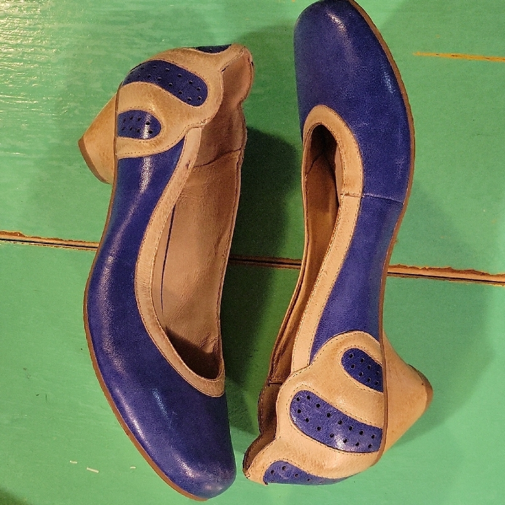Miz Mooz Athena Blue and Tan Heels